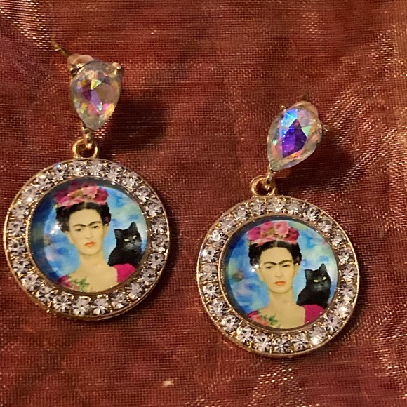 boutique Jewelry - Frida and cat earrings
